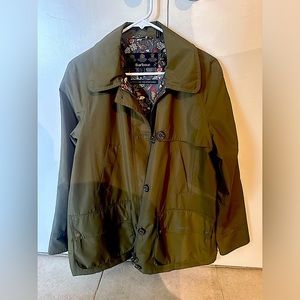 Rare Barbour Wytherstone Jacket, Floral pattern inside. SIZE 10 US
